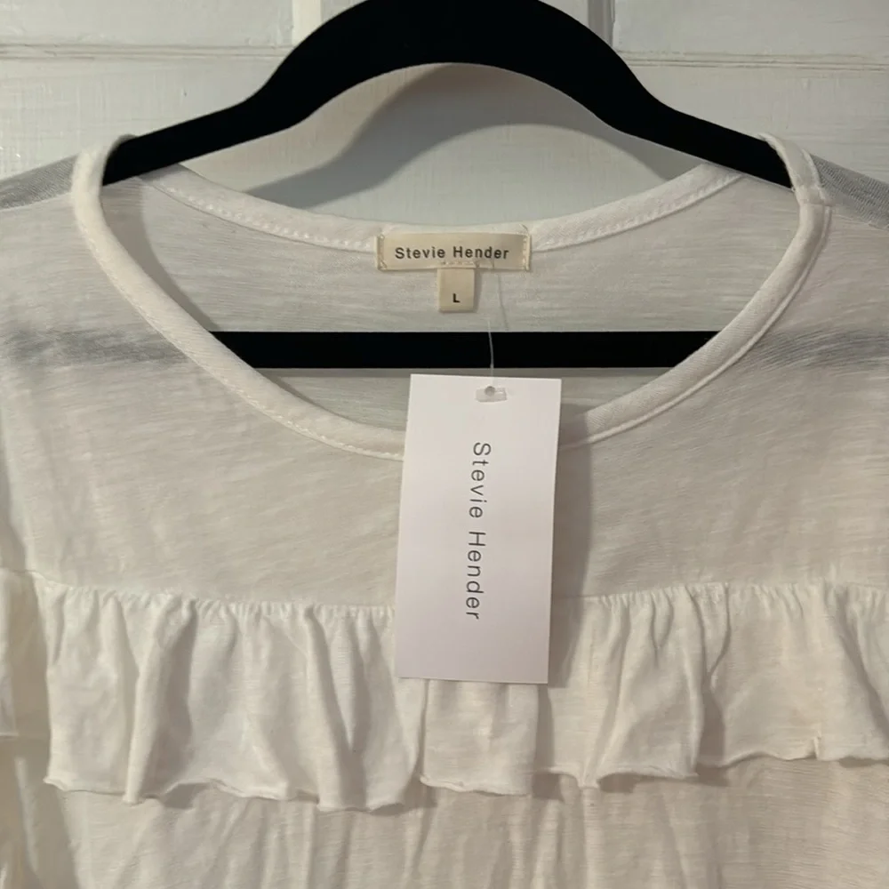 Steve Hender NWT Long Sleeve Ruffled Front White Women's Size Large